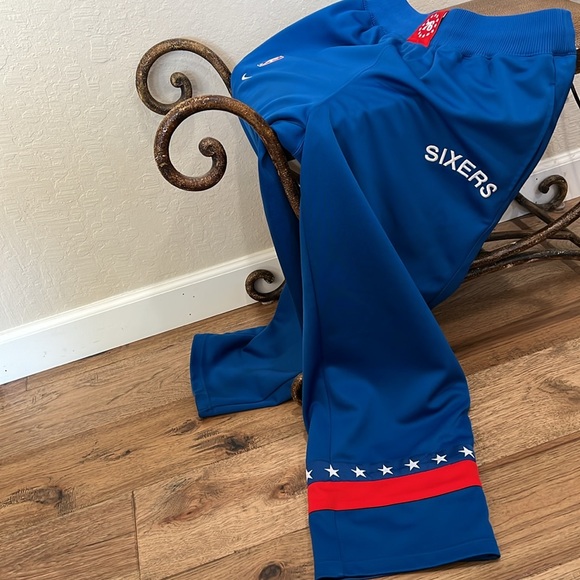 Rare Nike NBA Philadelphia 76ers Warm Up Pants with snap on open & close bottoms - Picture 3 of 8